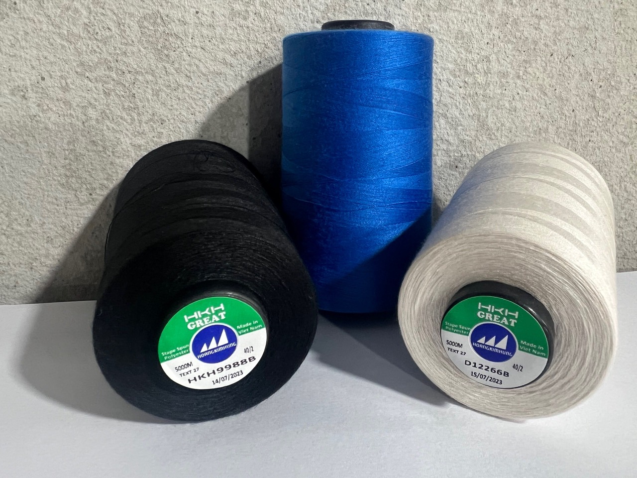 Chỉ may 100% spun polyester (SSP) - Chỉ May Hoàng Kim Hưng - Công Ty TNHH Sản Xuất Thương Mại Hoàng Kim Hưng